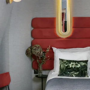 Hotel La Planque, Paryż